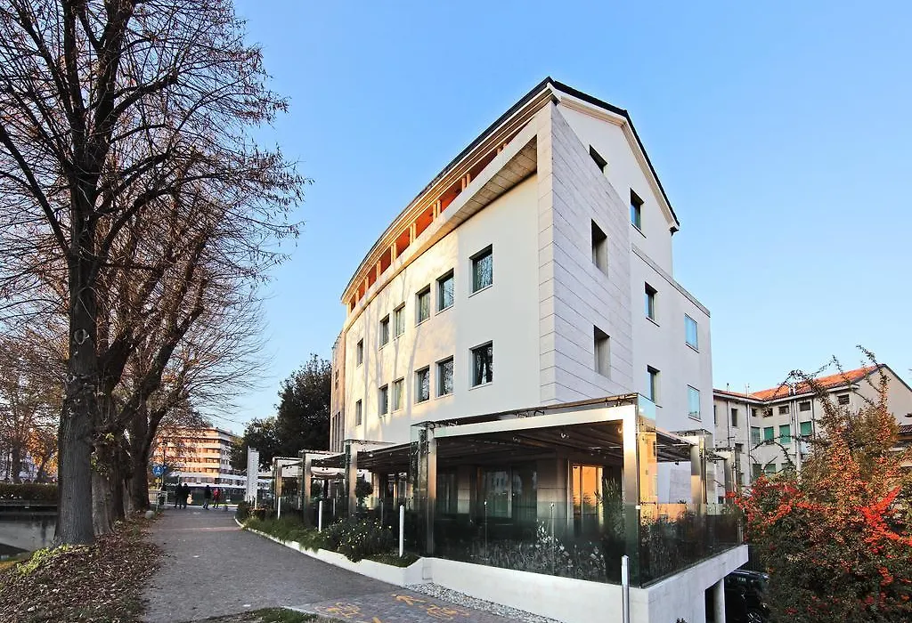Postumia Hotel Design-1