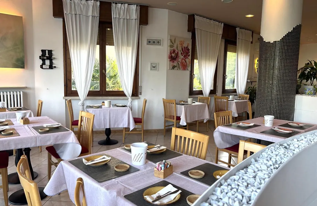 Hotel Renata-1