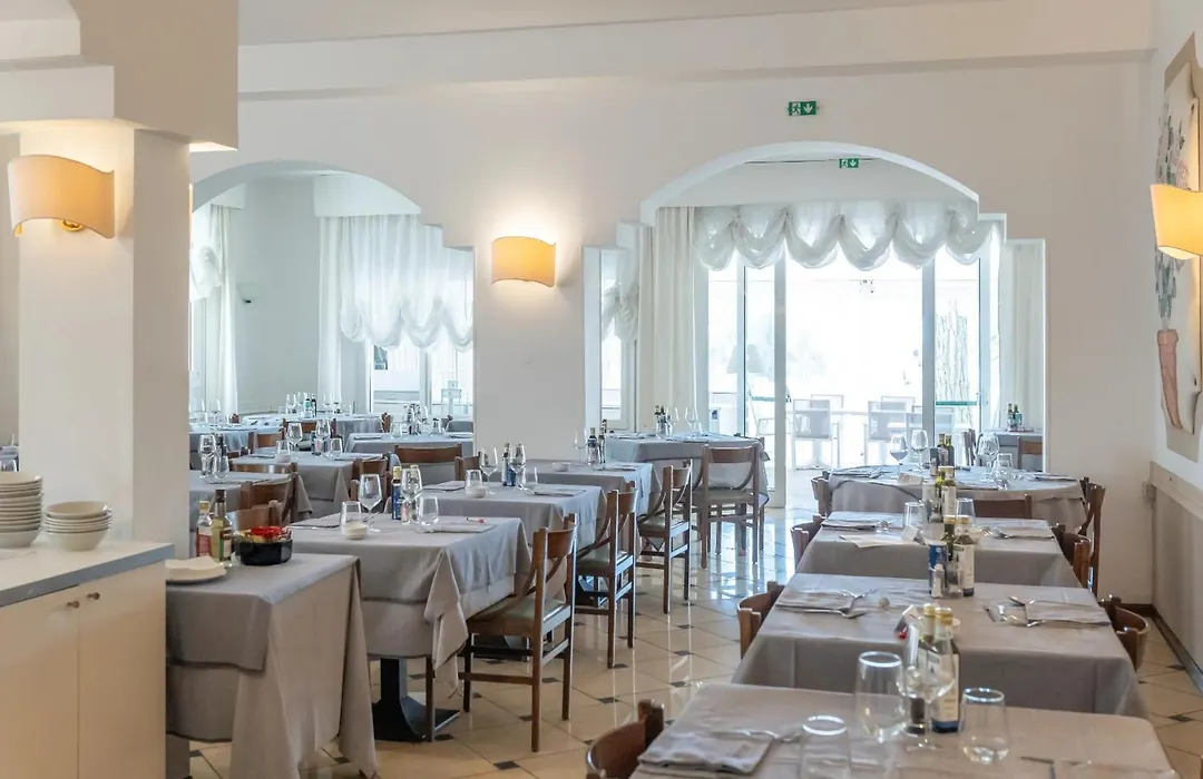 Hotel Sanremo-1