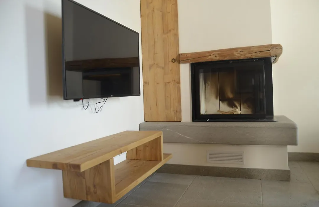 Brocheta Guest House-1