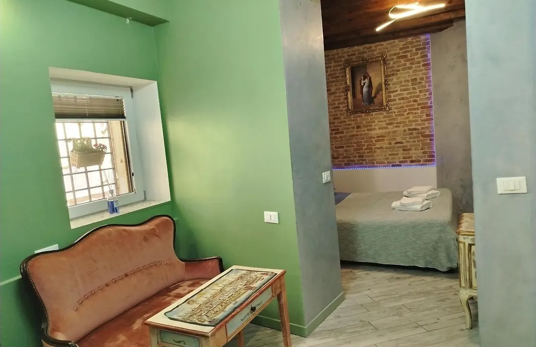Hayez Rooms-1