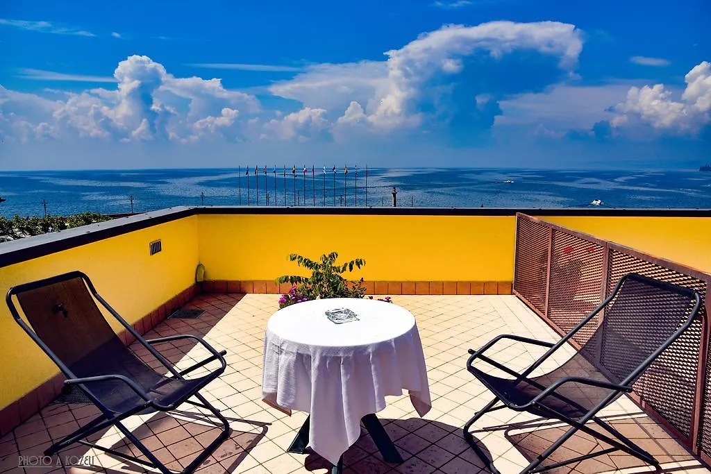 Hotel Ristorante Miralago-1