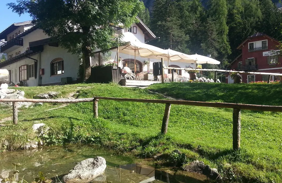 Hotel Fiames-1
