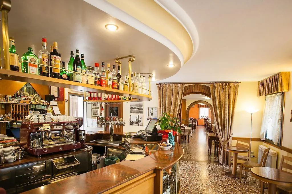 Hotel Callalta-1