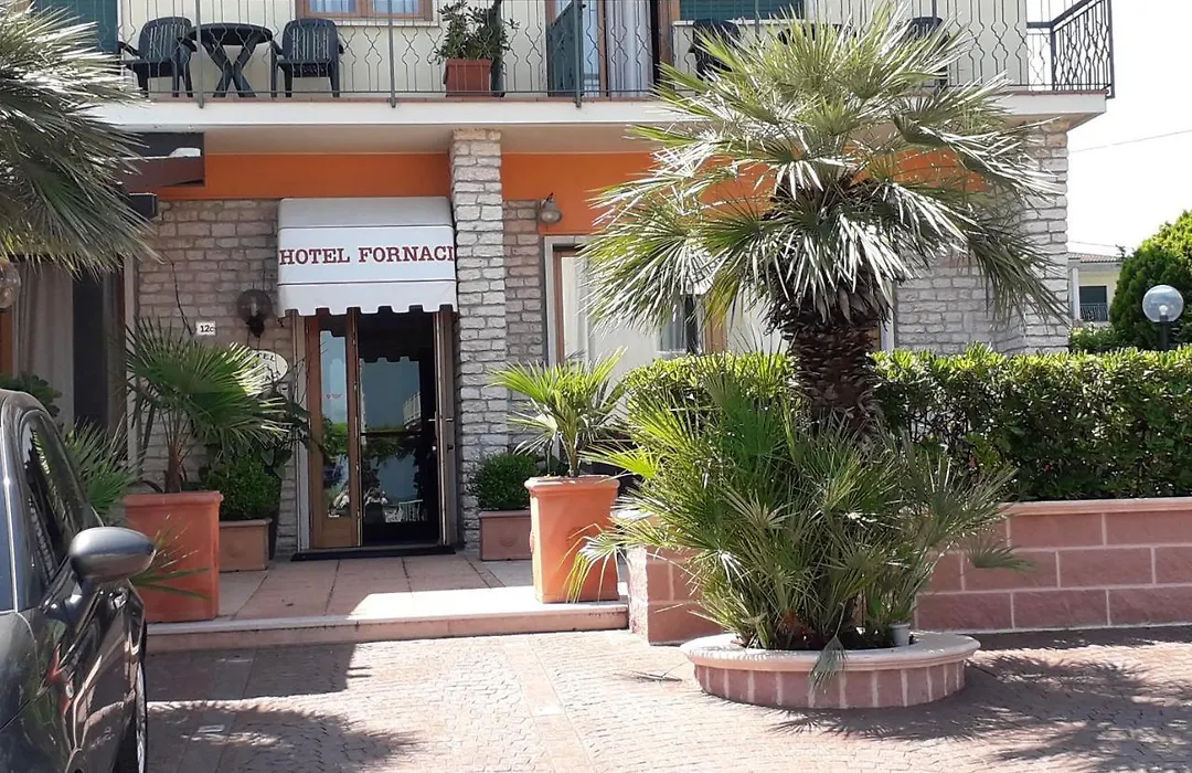 Hotel Fornaci-1