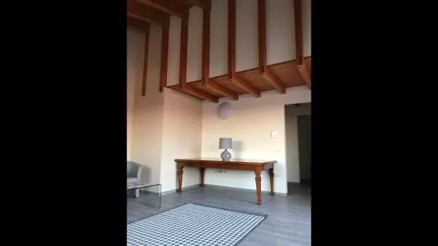 Via Venezia Accomodating Solutions-1