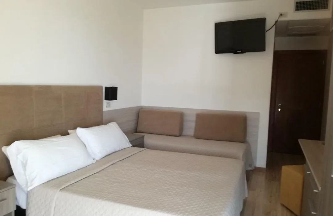 Hotel Excelsior-1