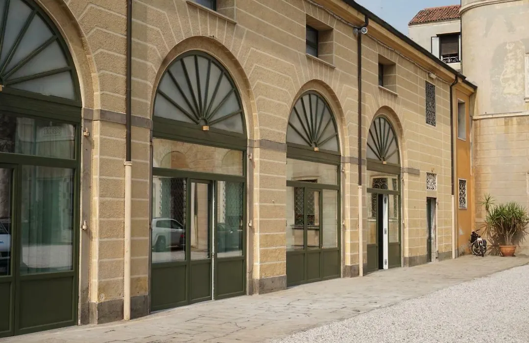 Palazzo Mantua Benavides Suites & Apartments-1