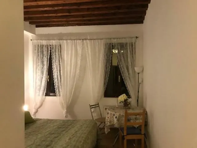 Carina House-1