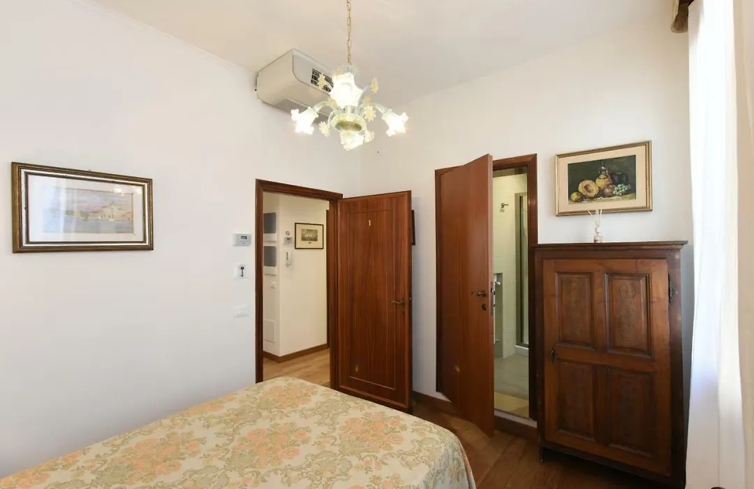 Le Due Corone Bed & Breakfast-1