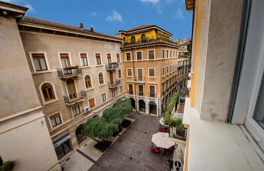 Corte Melone Rooms-Upper Floor-1