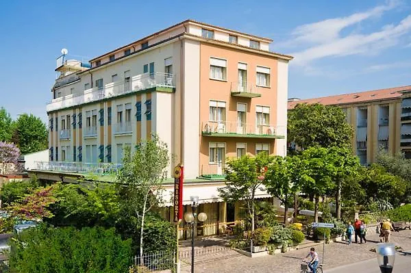 Hotel B&B Risorta-1