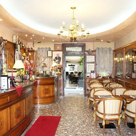Park Hotel Villa Leon d'Oro-3