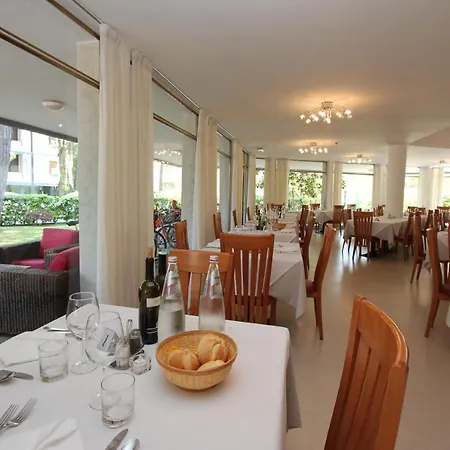 Hotel Laura-2