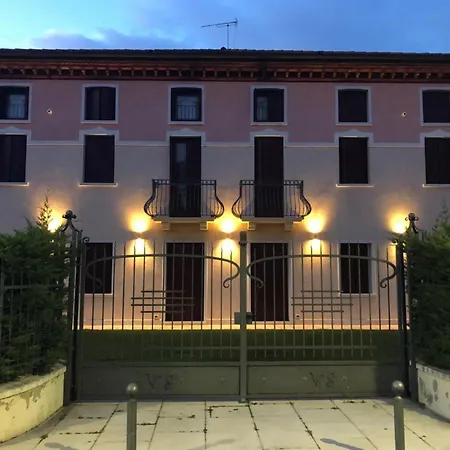 Villa Giotto Luxury Suite&Apartments-2