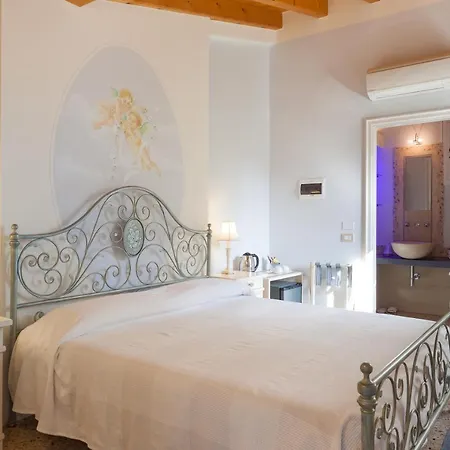 Talamo Rooms-2
