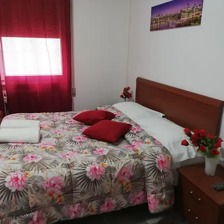 Holiday Guesthouse-2