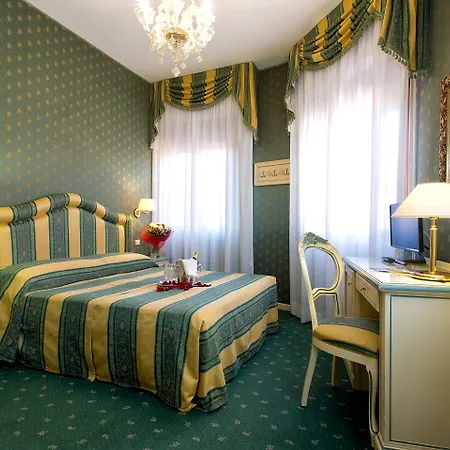 Hotel Conterie-3