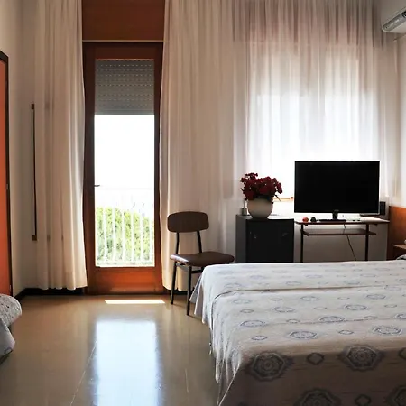 Hotel Reno-2