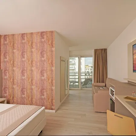 Hotel Strand A Frontemare-2