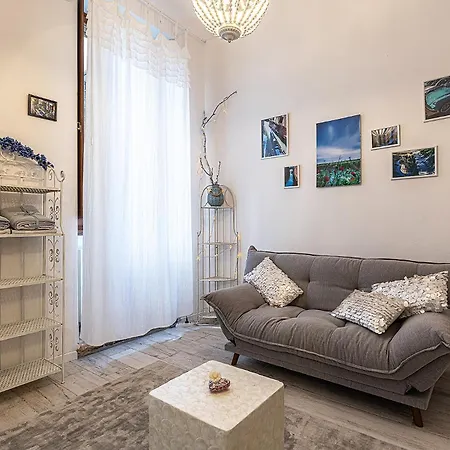 White & Gold Suite Verona-2