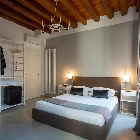 Foscà Venice Rooms-2