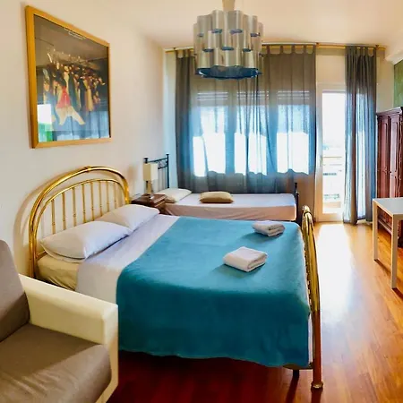 Pang'S Guesthouse-3