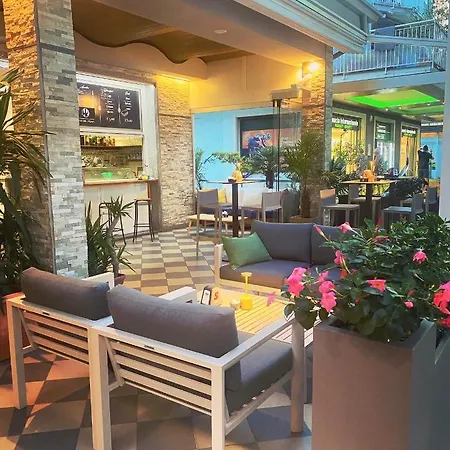 Hotel Rosmary-3