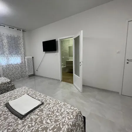 Casa Roma Rooms&Apartments-2