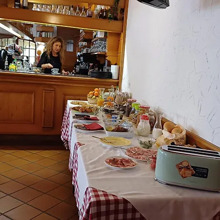 Albergo Dalla Mena-2