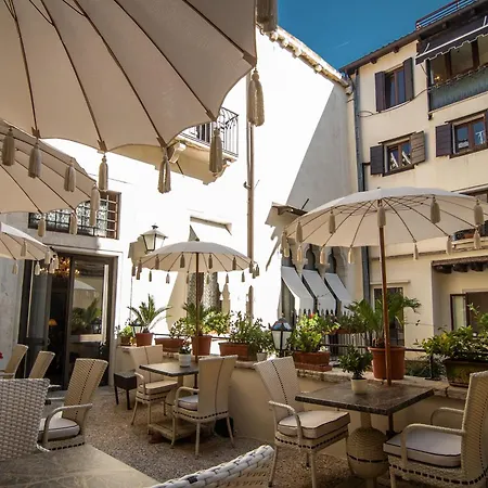 Palazzo Paruta & Wellness Suites-3