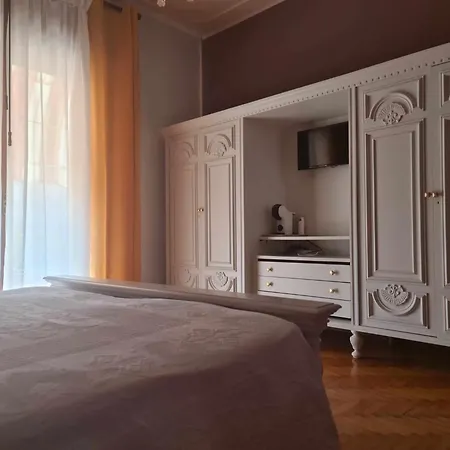 V.Home-2