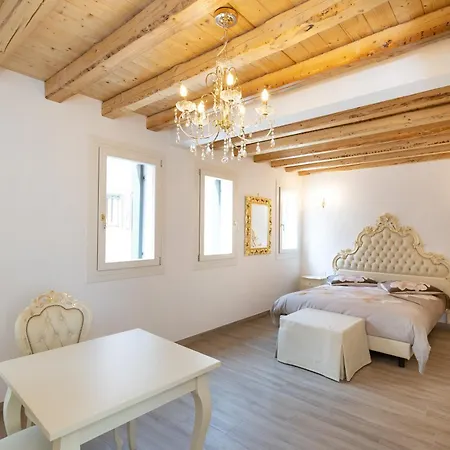 B&B Luxury Suite Antonietta-2