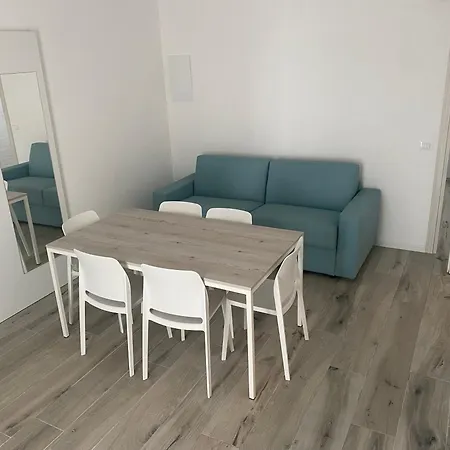 Marina Suites & Apartments 4 Stelle S-3