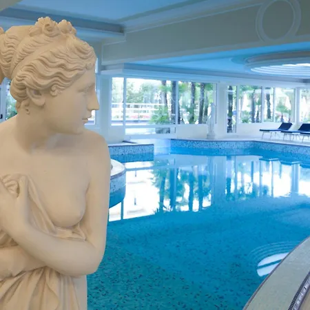 Grand Hotel Trieste & Victoria - Contemporary Thermal Luxury Spa-3