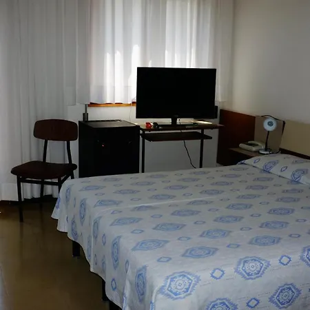 Hotel Reno-3