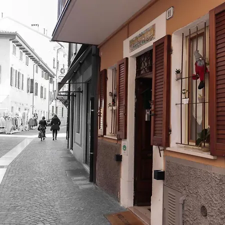 Le Finestre sul Borgo Rooms-2