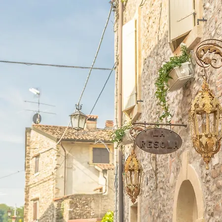 Maison Resola - Rooms & Breakfast-2