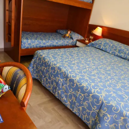 Easy Hotel Meryon-2