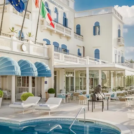 Casa Bianca Al Mare-2