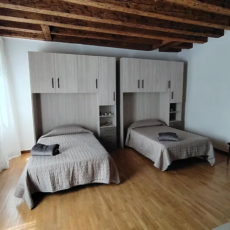 Vicenza Room-2
