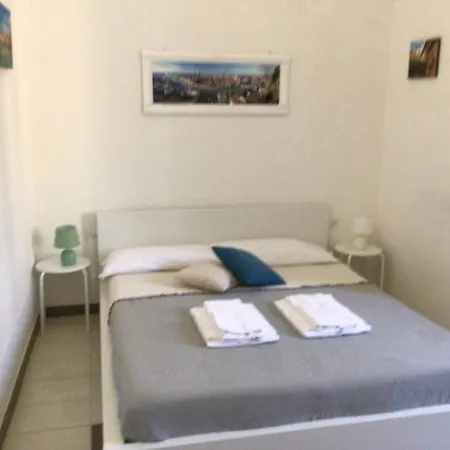 A Due Passi Da Giulietta-Casa Montecchi-3