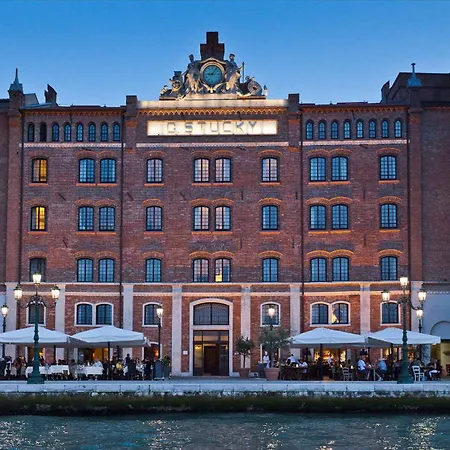 Hilton Molino Stucky Venice-3