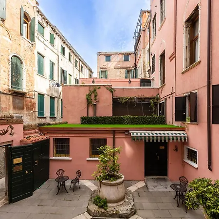 Palazzo dei Mori-2
