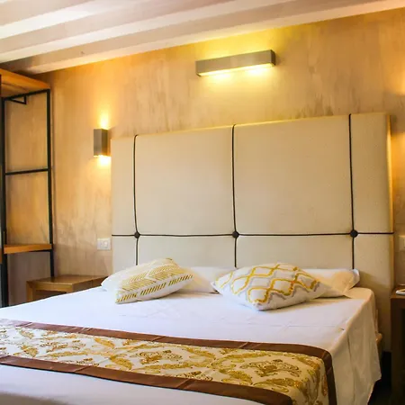 Al Canal Regio - Guest House-2
