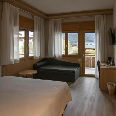 Chalet Cridola Dolomiti Experience-3