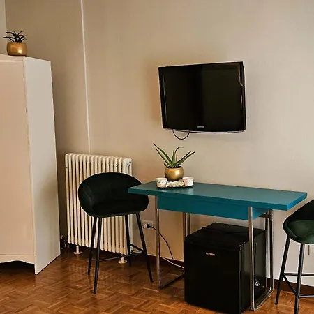 Verona Express Rooms-2