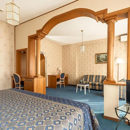 Hotel Grand Torino-3