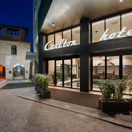 Hotel Carlton-2