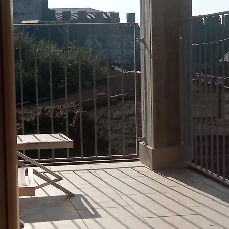Vialeromadodici Rooms & Apartments-3